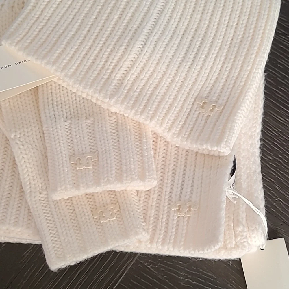 NWT Tory Burch Ribbed Merino Wool Oblong Scarf and Hat/Mitten Set